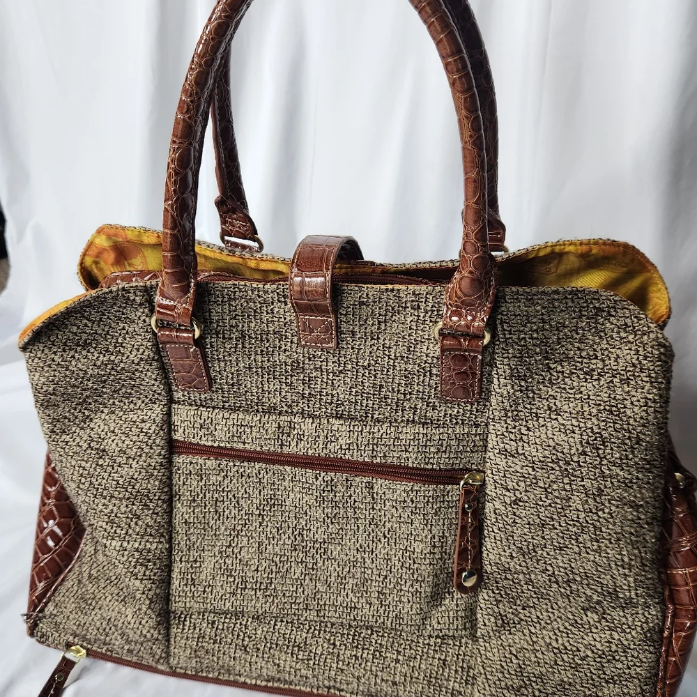 Samantha Brown Womens Metro Travel Bag Tote Croc Embossed